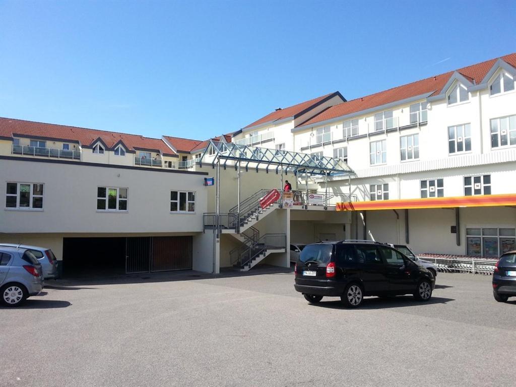 City Hotel Bauer Limbach-Oberfrohna Bagian luar foto