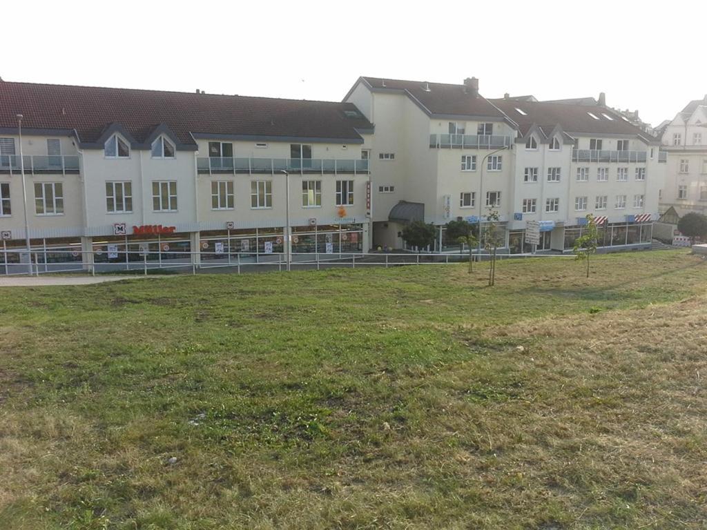 City Hotel Bauer Limbach-Oberfrohna Bagian luar foto