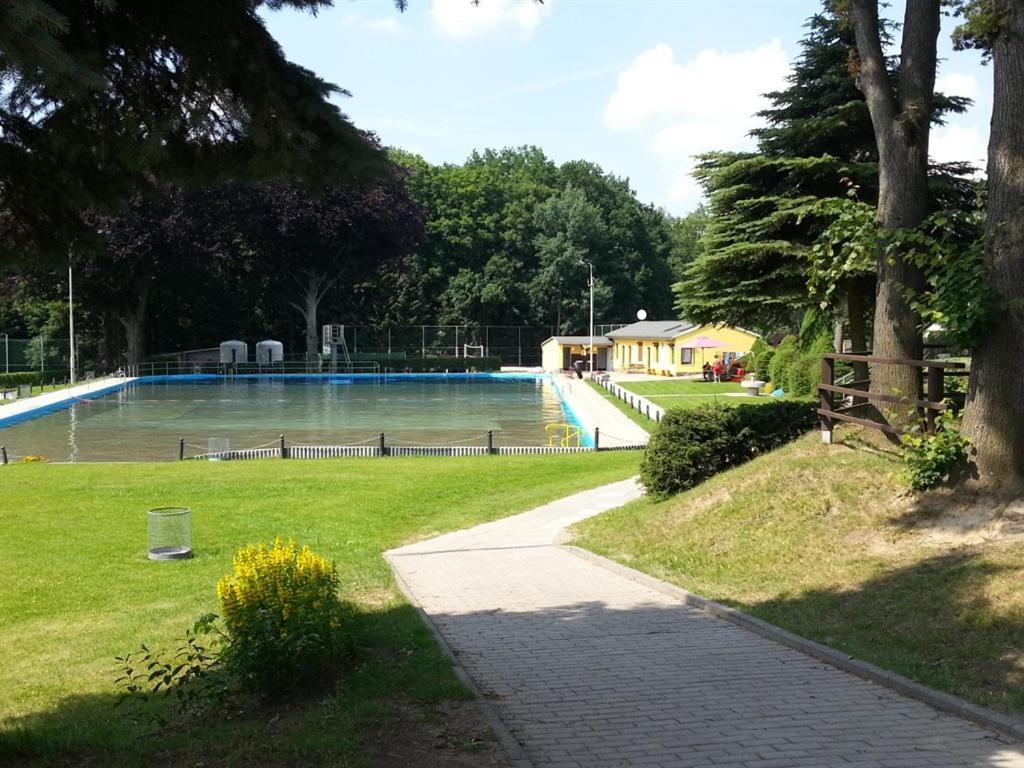 City Hotel Bauer Limbach-Oberfrohna Bagian luar foto