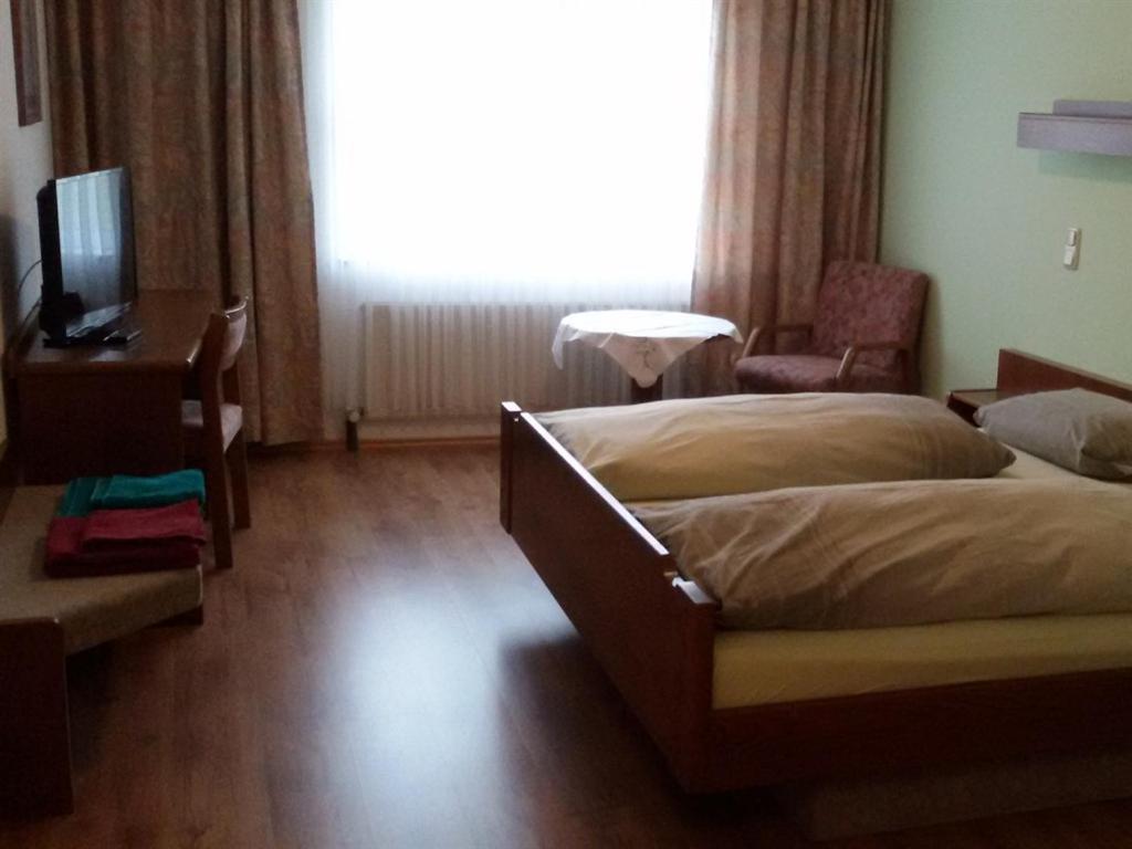 City Hotel Bauer Limbach-Oberfrohna Ruang foto